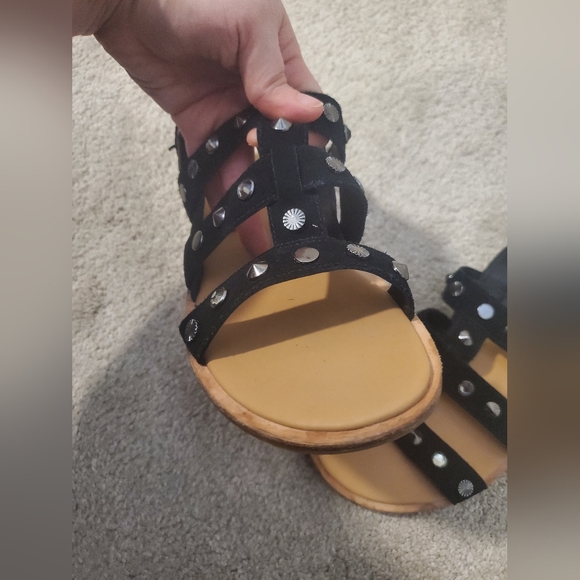 UGG sandals - Picture 3 of 9